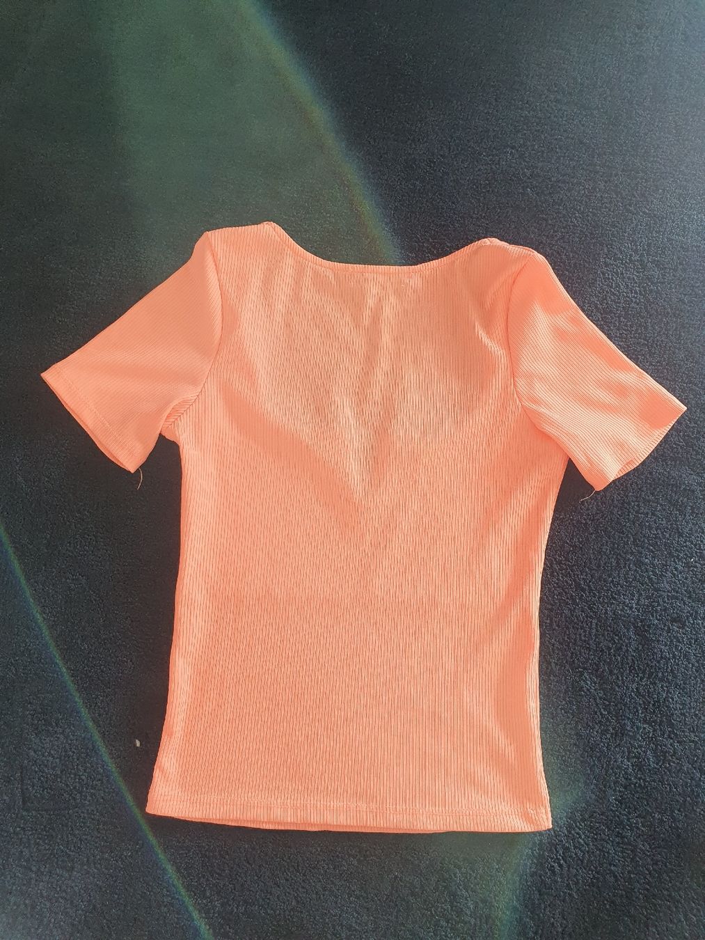 Pull&Bear T-Shirts: T-Shirt Pull&Bear gerippt  – Gebraucht aus Moosseedorf von Sonnenschein.. 5