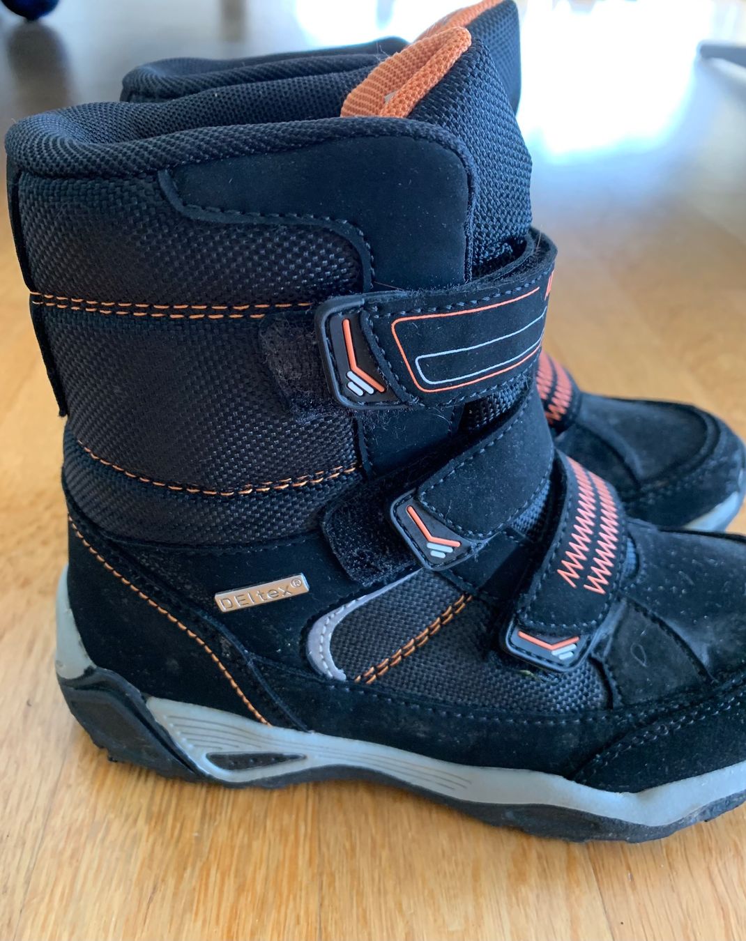 Schuhe für Jungen: Kinder Winterstiefel Schwarz – Gebraucht aus Gamprin von Senfkorn11 1