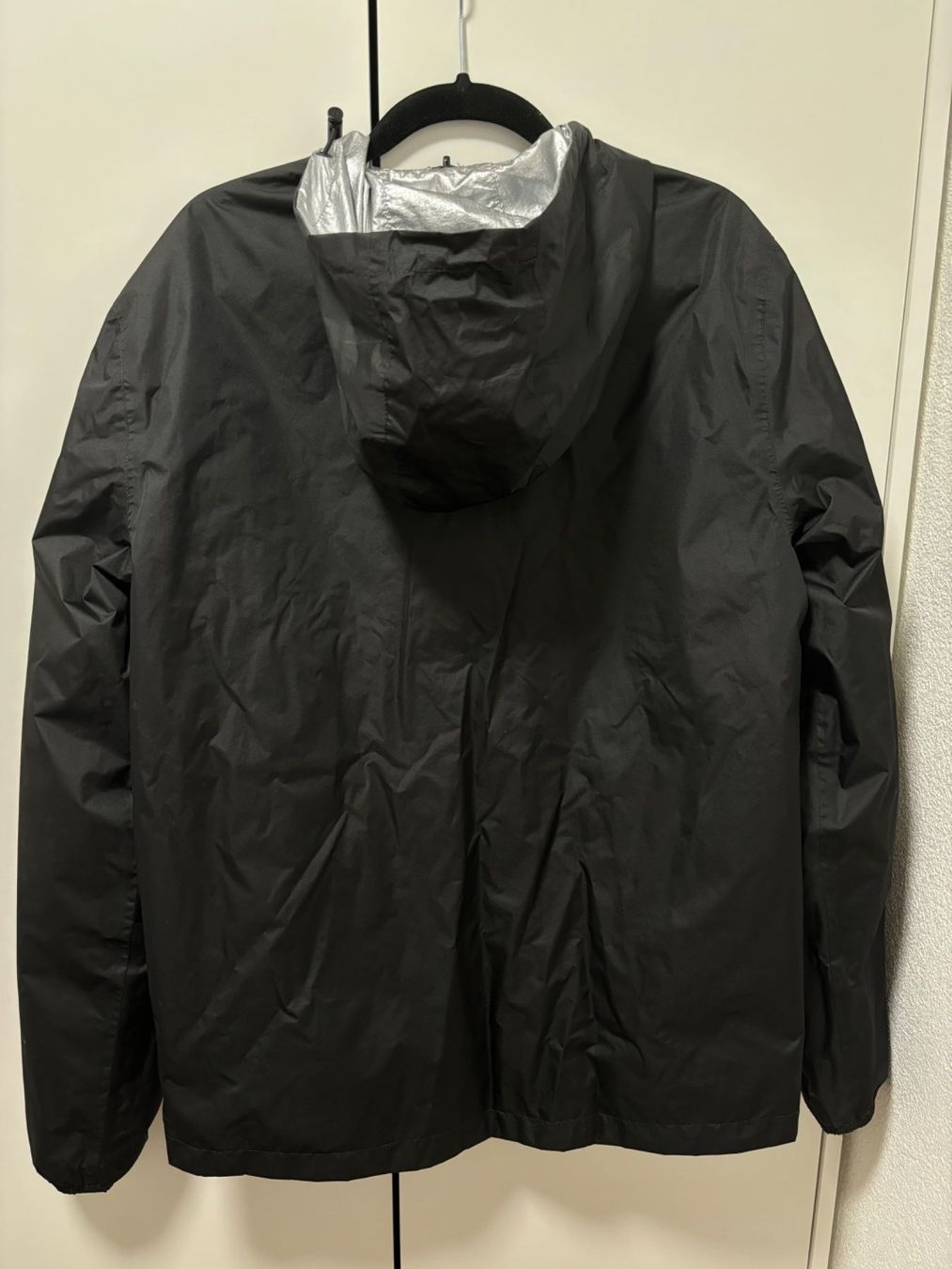 Calvin Klein Giacche: Calvin Klein Jacke – Usato da Wetzikon ZH venduto da Deba26 1