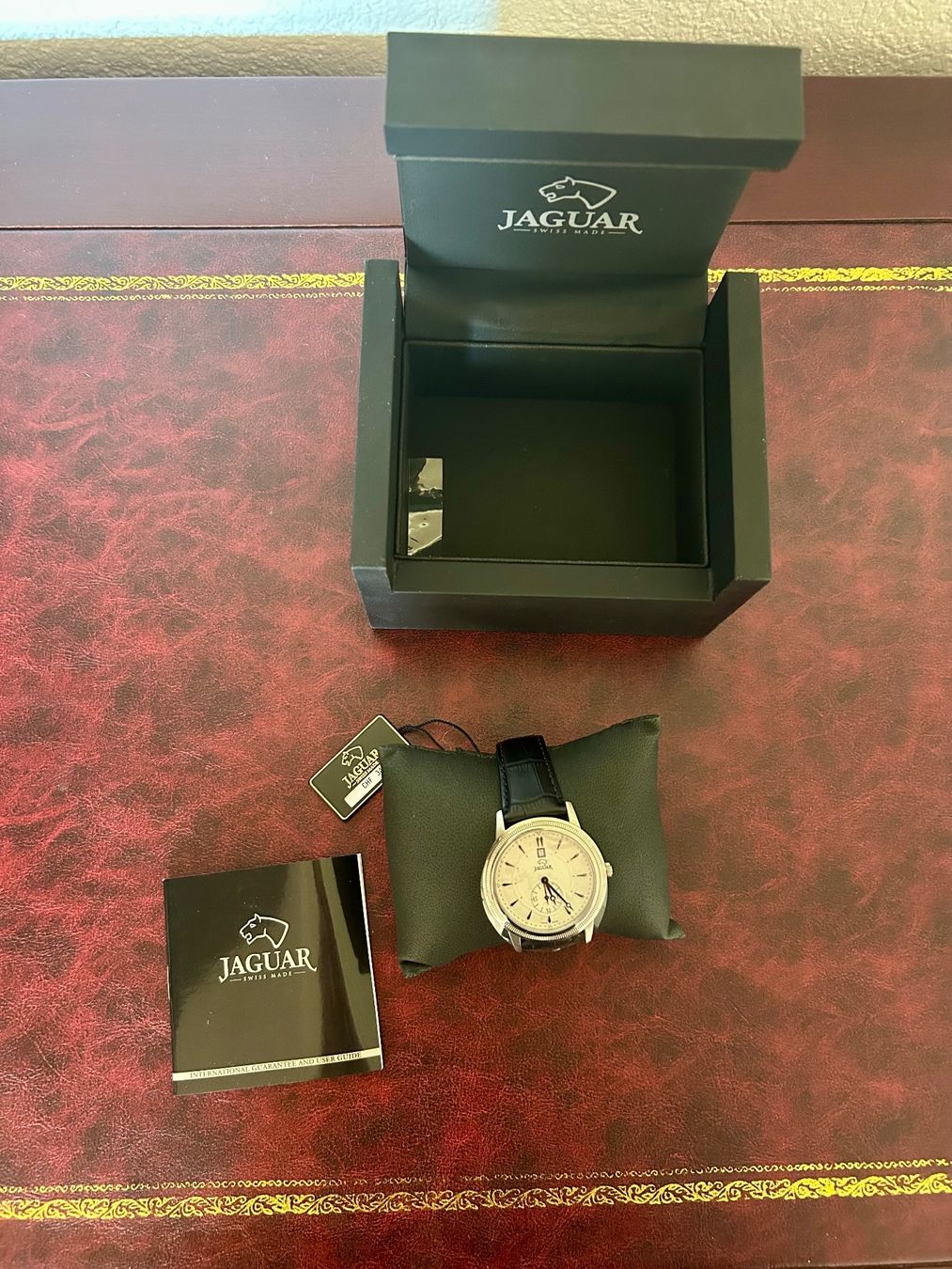 Orologi: Montre Jaguar NEUVE – Nuovo e nell'imballaggio originale da Cortébert venduto da SolidStore 2