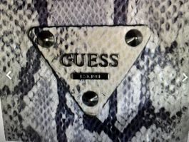 Guess Handtasche . Guter Zustand.