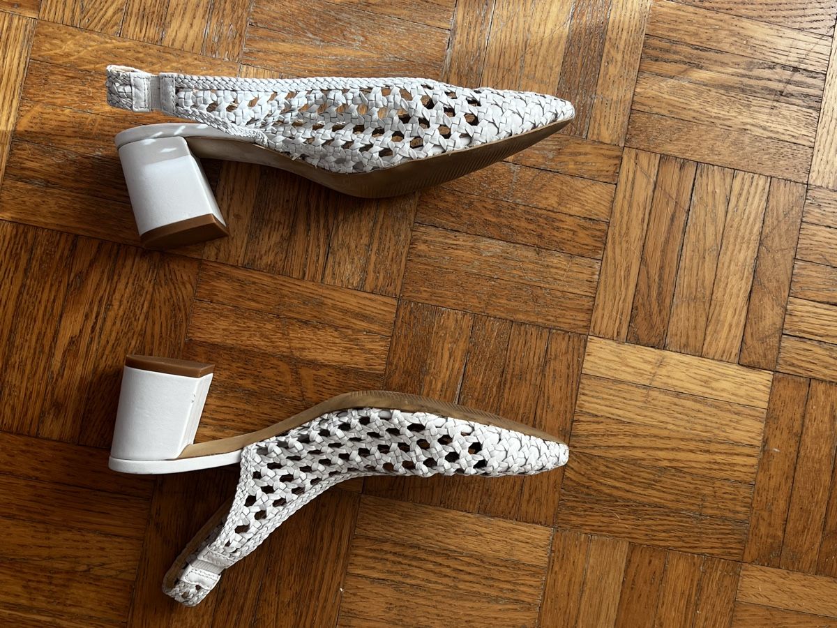 Scarpe da donna: Pointy low heel slingback shoes – Usato da Zürich venduto da bog_sd9q 1