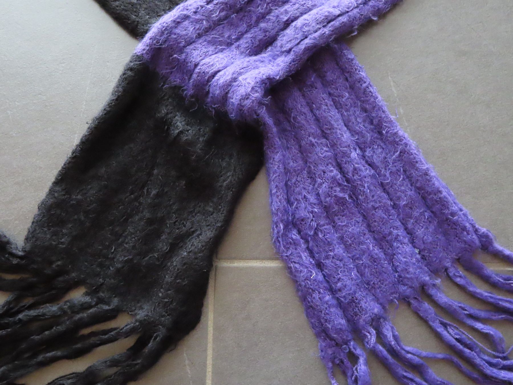 Foulard & Sciarpe: super weicher Schal JL +++top+++ – Usato da Wallenried venduto da Asyano 1