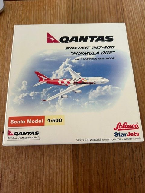 Boeing Kit di modellismo & Modellini statici: QANTAS  747 JUMBO MODELL - FORMEL 1 SPECIAL – Nuovo (secondo la descrizione) da Hugelshofen venduto da seagull 3