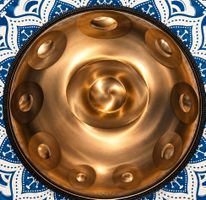 NALU C Amara Handpan inkl. Hardcase, Ständer & Pflege
