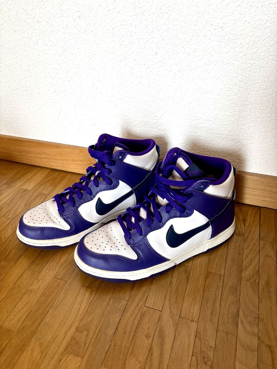 Nike Chaussures hommes: Nike Dunk High purple Gr. 38 – D'occasion à Zürich par Patn