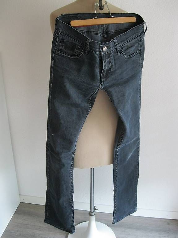 Jeans: jeans "Kaporal" taille 40 – Gebraucht aus vouvry von -tivoli-