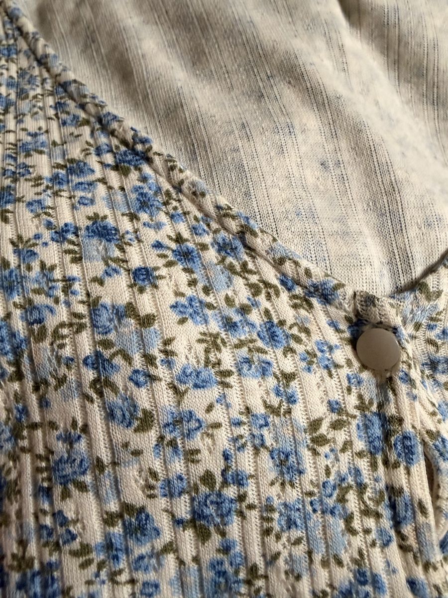 Sezane T-Shirts: Sézane Shirt Blumenmuster Grösse S – Neu (gemäss Beschreibung) aus Zürich von 28881084 2