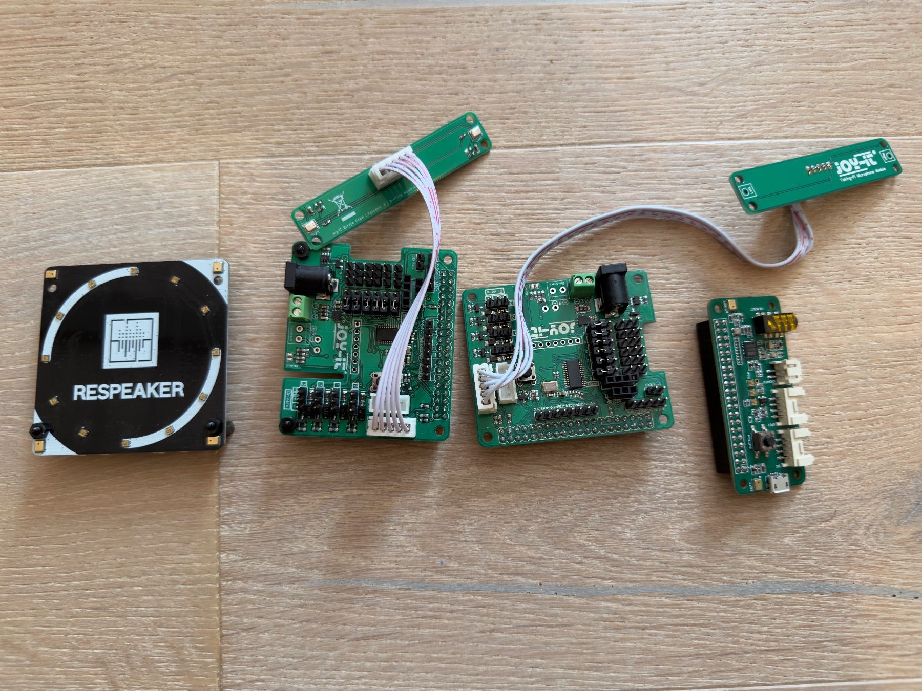 Raspberry Pi Componenti elettronici: Raspberry-Pi-Audio-HATs: ReSpeaker & Joy-IT Talking-Pi, 4-tl – Usato da Uster venduto da q1w2e3
