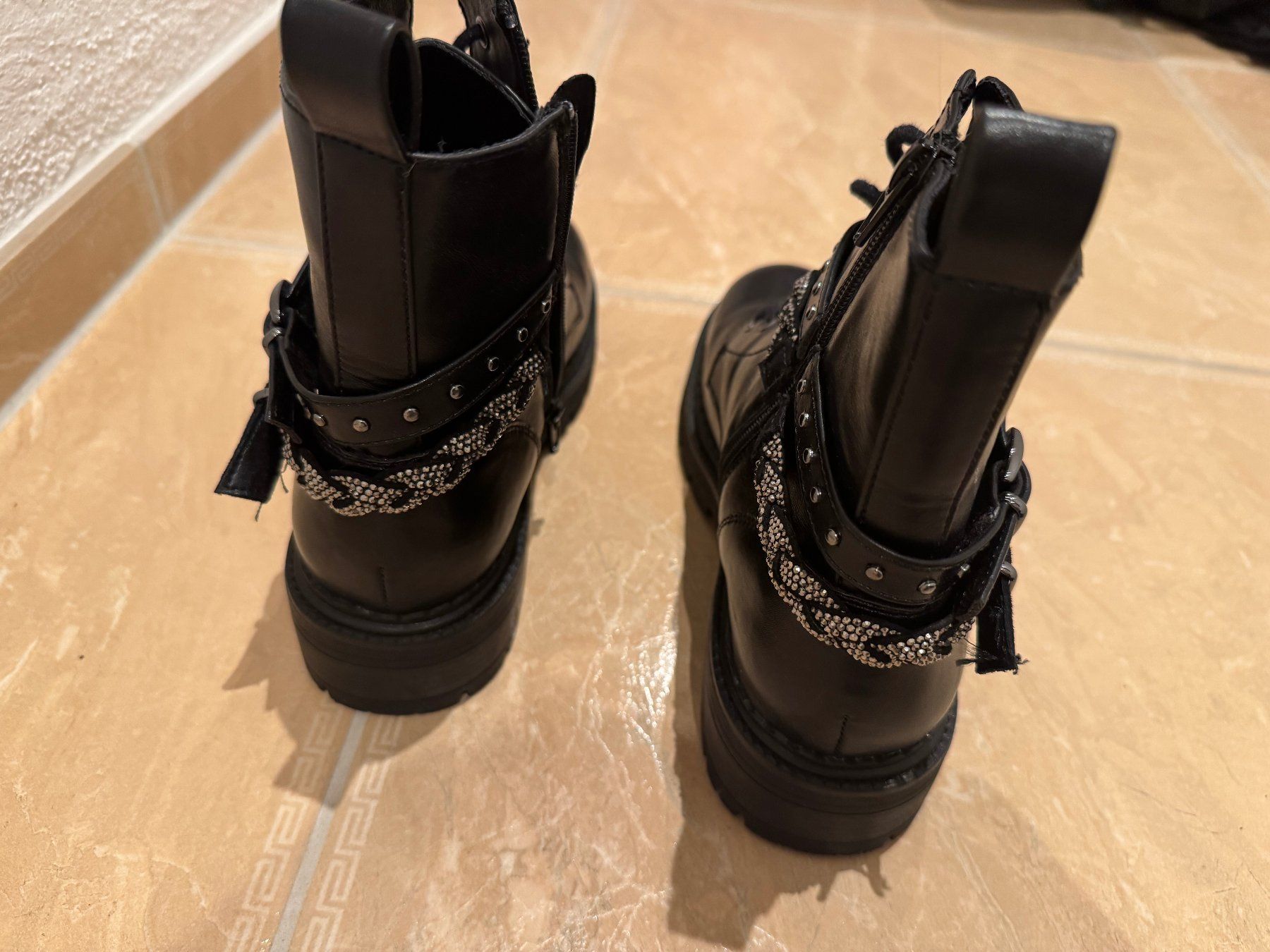 Scarpe da donna: NWT coole wärmere Boots, 39 NP 60 Fr – Nuovo (secondo la descrizione) da Klingnau venduto da Markus14 6