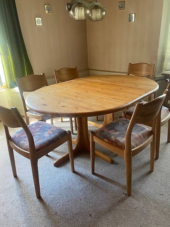 Set di tavolo e panche: Tisch mit 6 Stühlen – Usato da Niederbipp venduto da cla_ynv9
