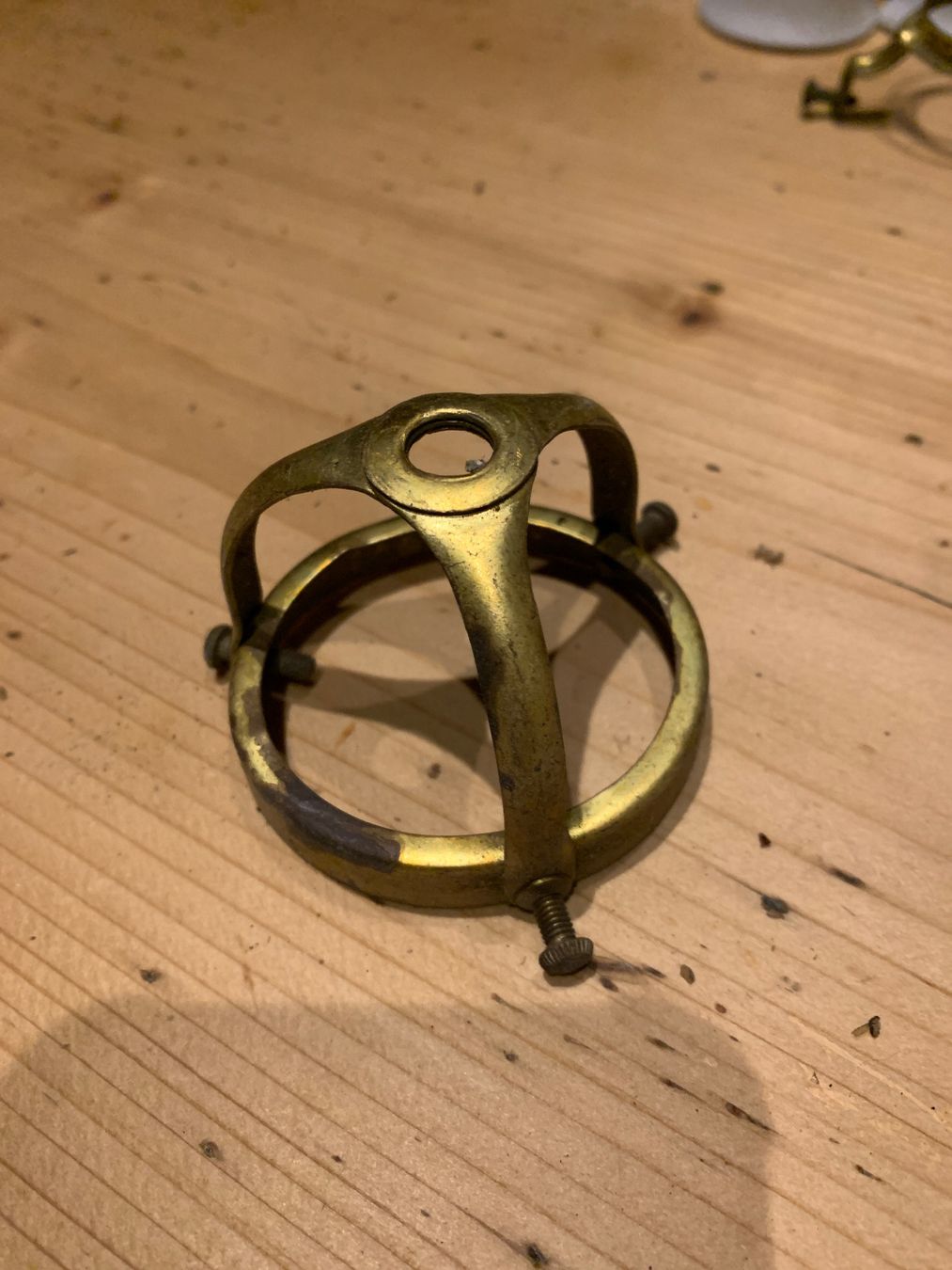Lampade: Lampe Fixation pour globe ou opaline, – Usato da Villiers venduto da syl_676q