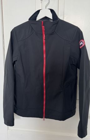 NEU Canada Goose Softshell Jacke Gr. S schwarz rot