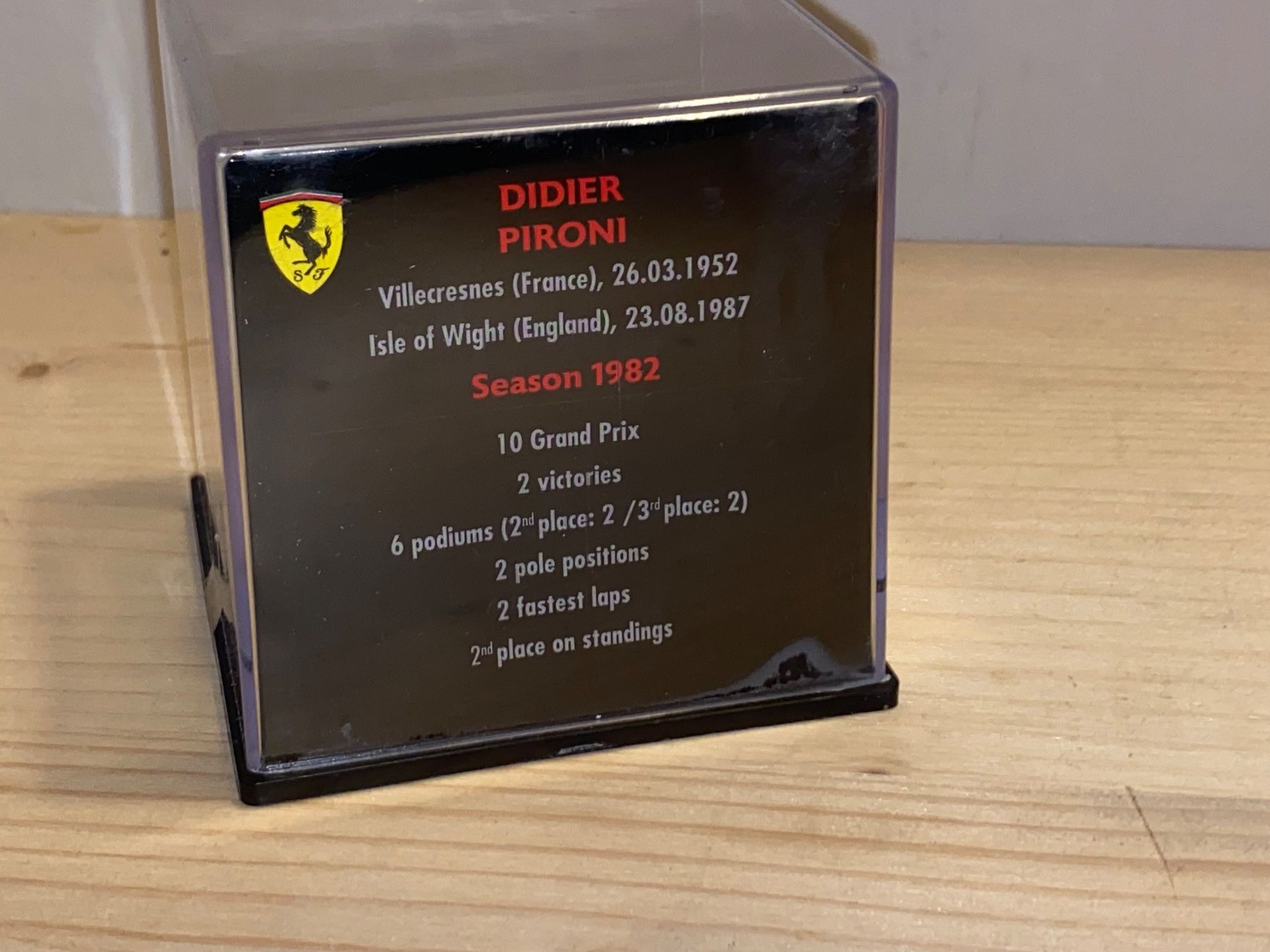 Ferrari Voitures modèles: Ferrari Helm 1/5 Didier Pironi 1982 – Neuf (Voir description) à Wohlen AG par PrivatSammlung 3