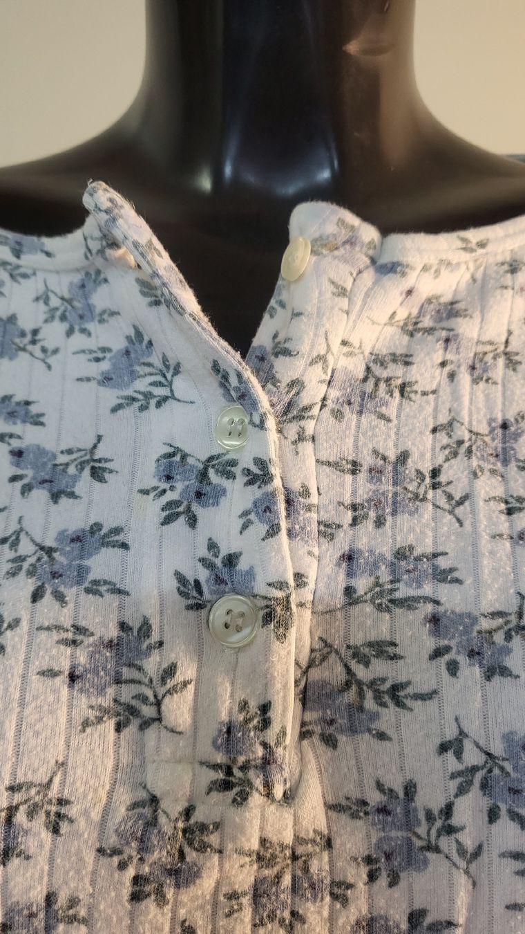 Maglioni & Felpe: Pullover mit Blumenmuster, Gr. S  (nov216) – Usato da Künten venduto da Schnaepplihuus 5