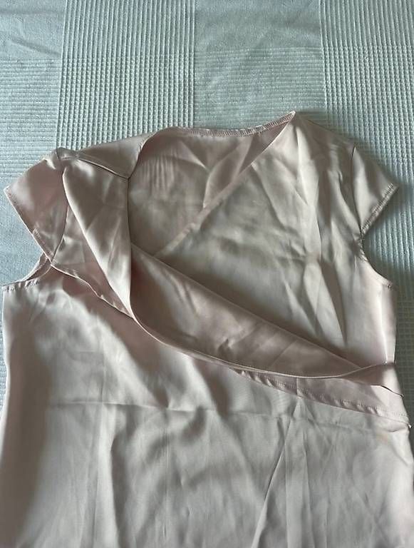 Blusen: Elegante rosa Wickelbluse – Neu und originalverpackt aus Balsthal von nlo_wg7q 1