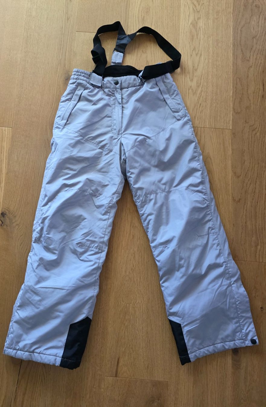 Hosen: Skihose Marke Crane Gr 152 Farbe hellgrau – Gebraucht aus Richterswil von Rem2011 1