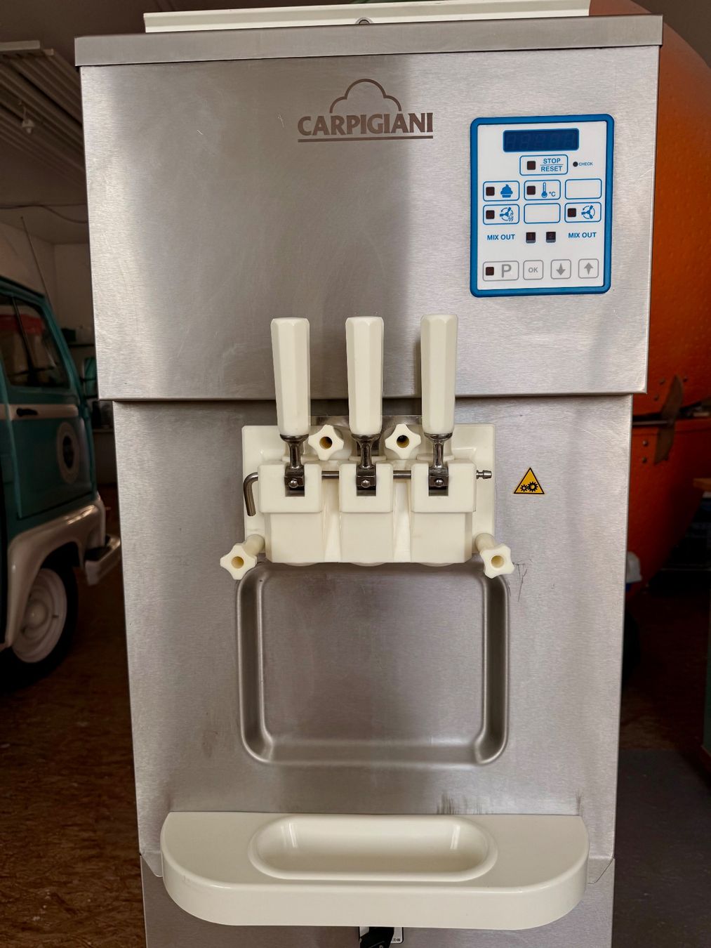 Toutes les machines: Carpigiani, TRE/B-AV  Softice – D'occasion à Ettiswil par Drivecafe