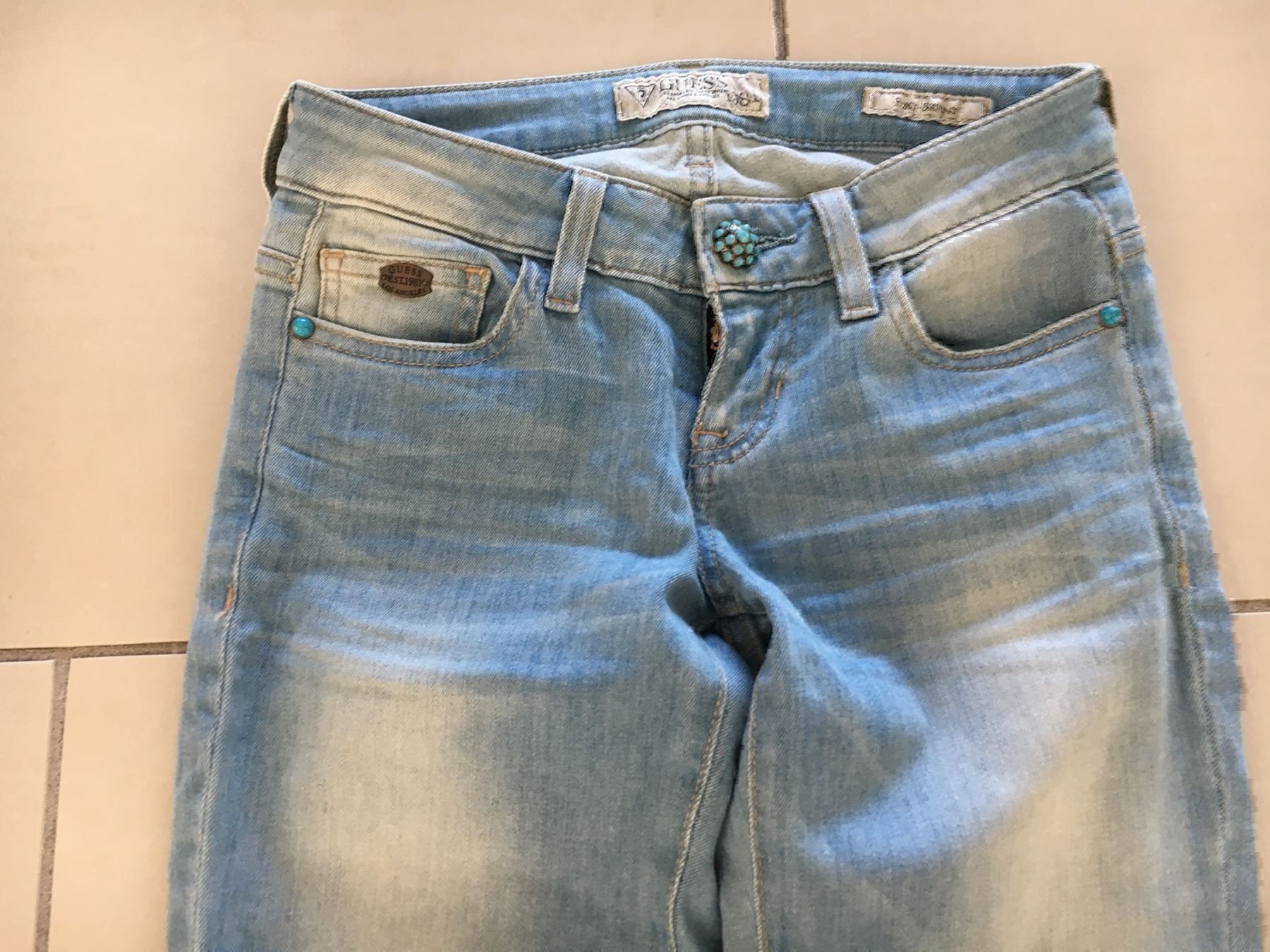 Guess Jeans: GUESS Skinny Slim Hose gr. 25, – Usato da Buchs-ZH venduto da rivella55 1