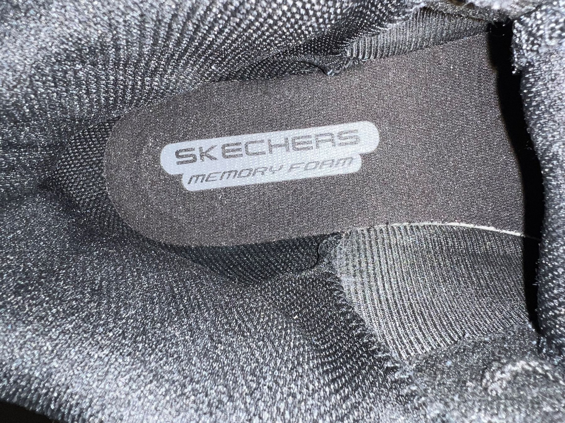 Skechers Scarpe da uomo: Skechers All-Terrain Wanderschuhe – Nuovo (secondo la descrizione) da Biel/Bienne venduto da HB13 7
