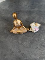 Dekofigur sitzende Frau gold mit Glitzer, kleiner Zustand
