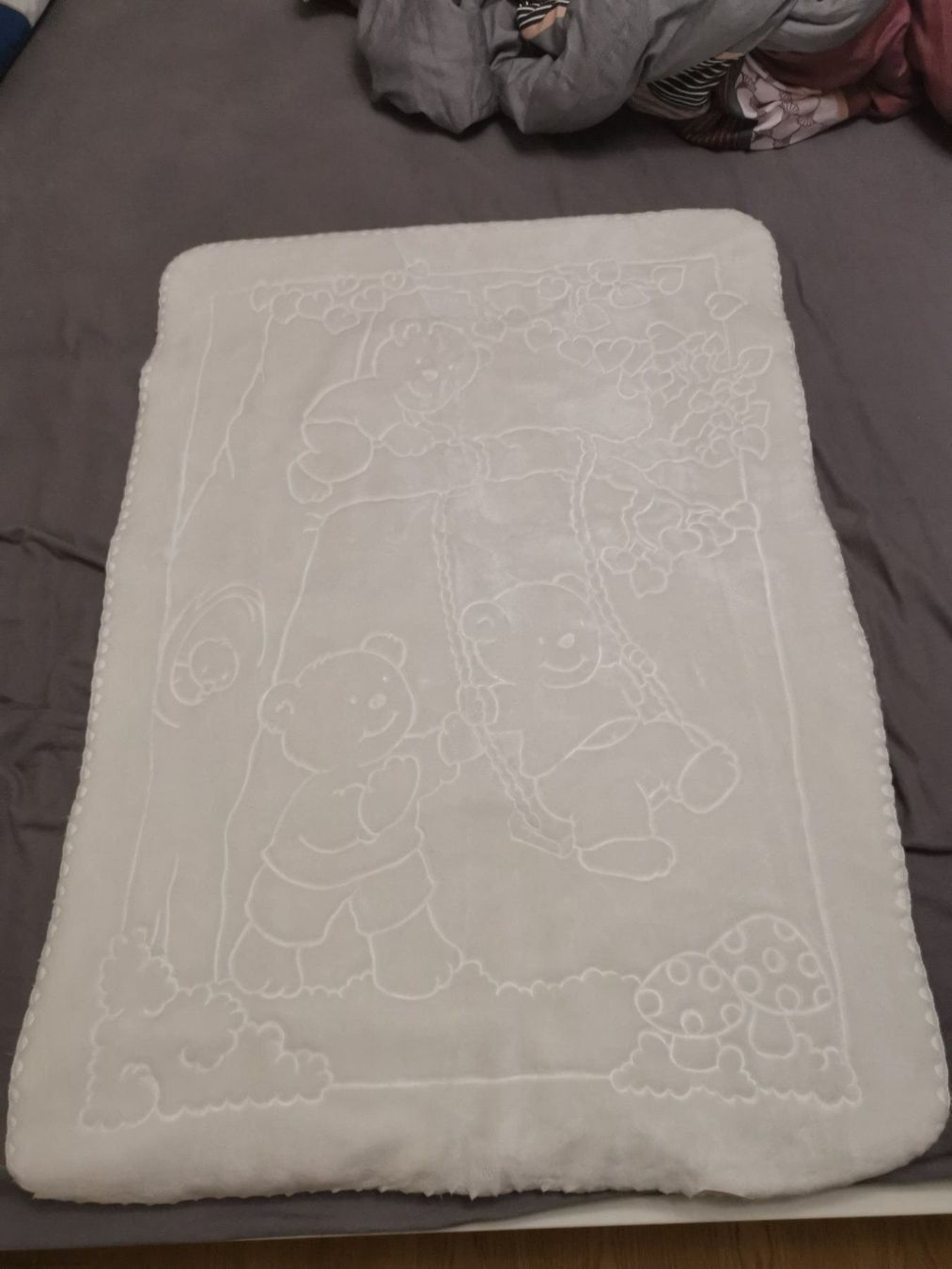Coperte: Decke – Usato da Rütihof venduto da Juass 3