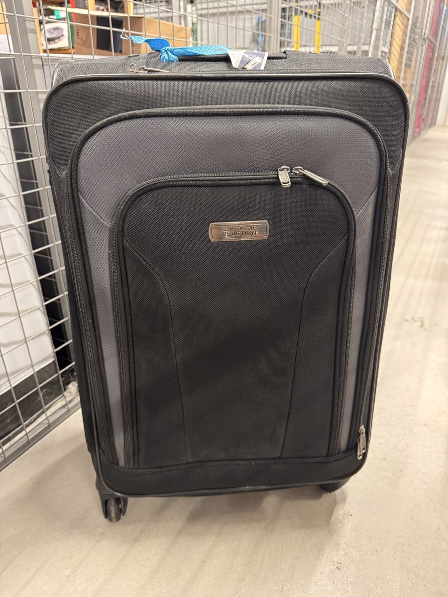 Valigie: Kenneth Cole Reaction Luggage – Usato da Zürich venduto da jng_gtm9
