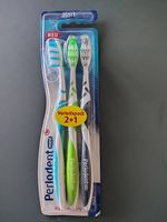 Neu ungeöffnet Zahnbürste / Toothbrushes