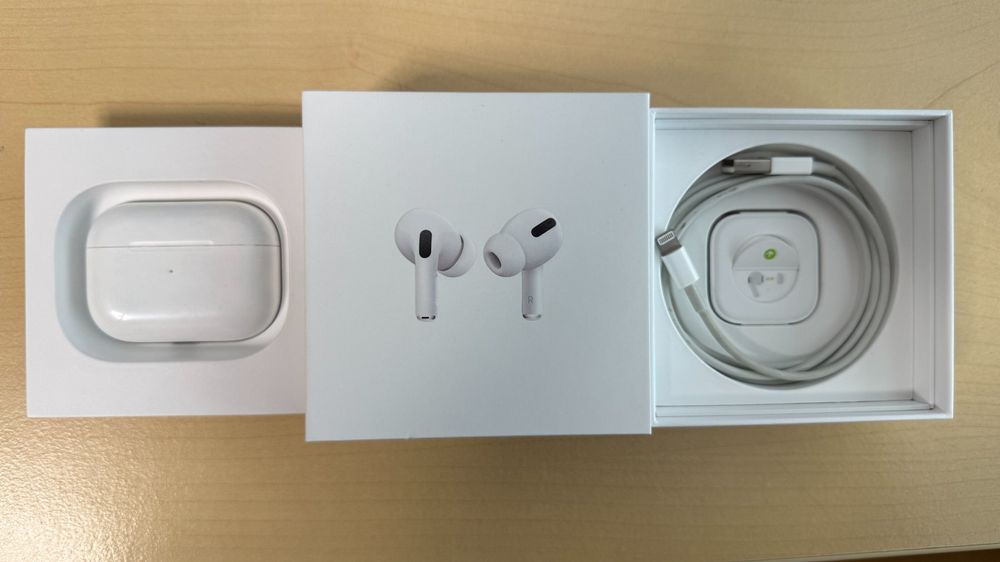 Apple Kopfhörer: Apple AirPods Pro - mit Ladecase – Gebraucht aus Malters von NitramRennat 1