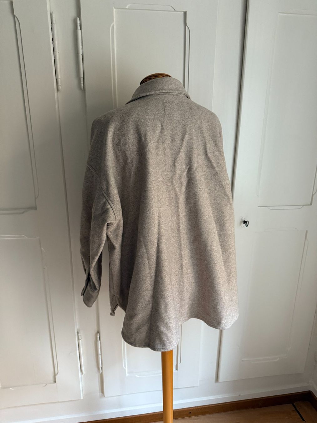 H&M Jacken: Jacke beige leicht XL – Gebraucht aus Zürich von Diazaio 2