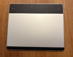 Wacom Intuos Pen Tablet CTL-480 neuwertig