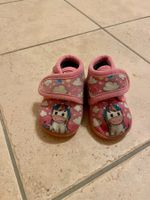 Vendo pantofole usate, con disegno unicorno, numero 19