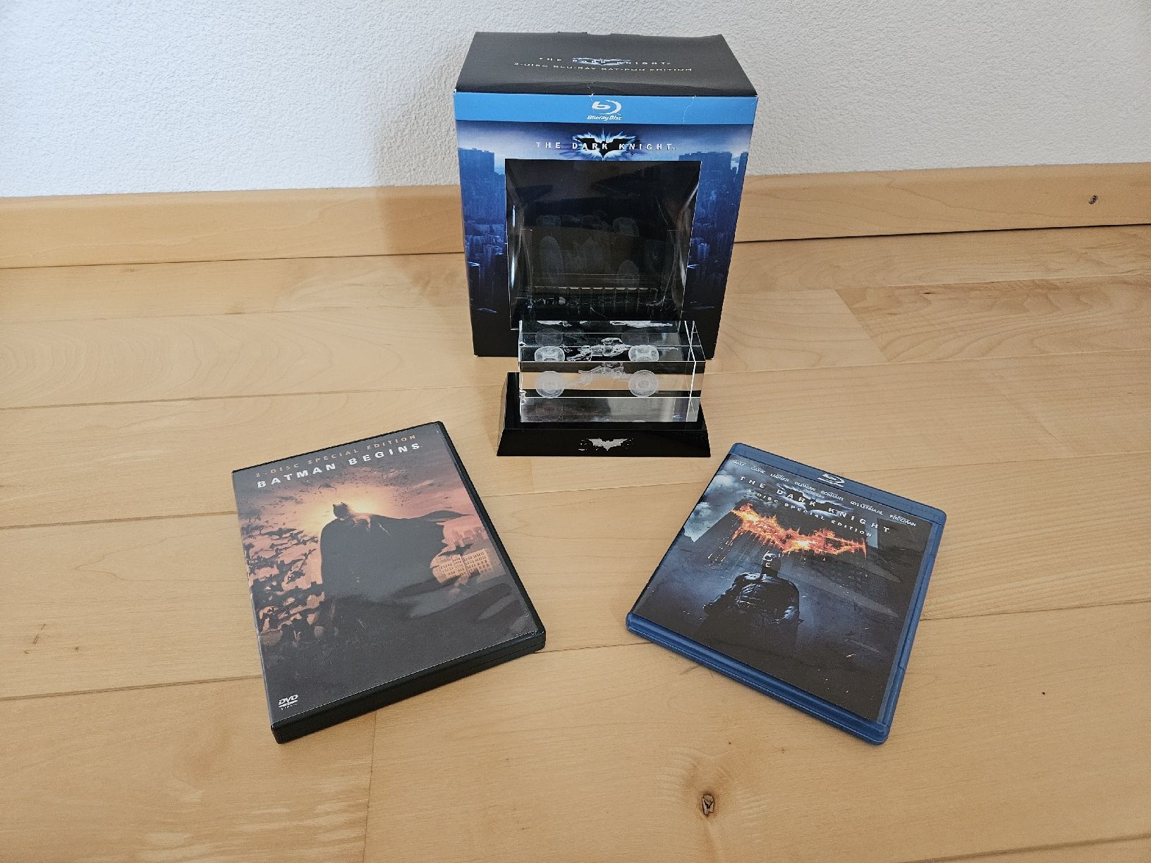 Alle DVDs: Dark Knight Bat-Pod Blu Ray & Batman Begins DVD – Gebraucht aus Wildberg von Reunionevents