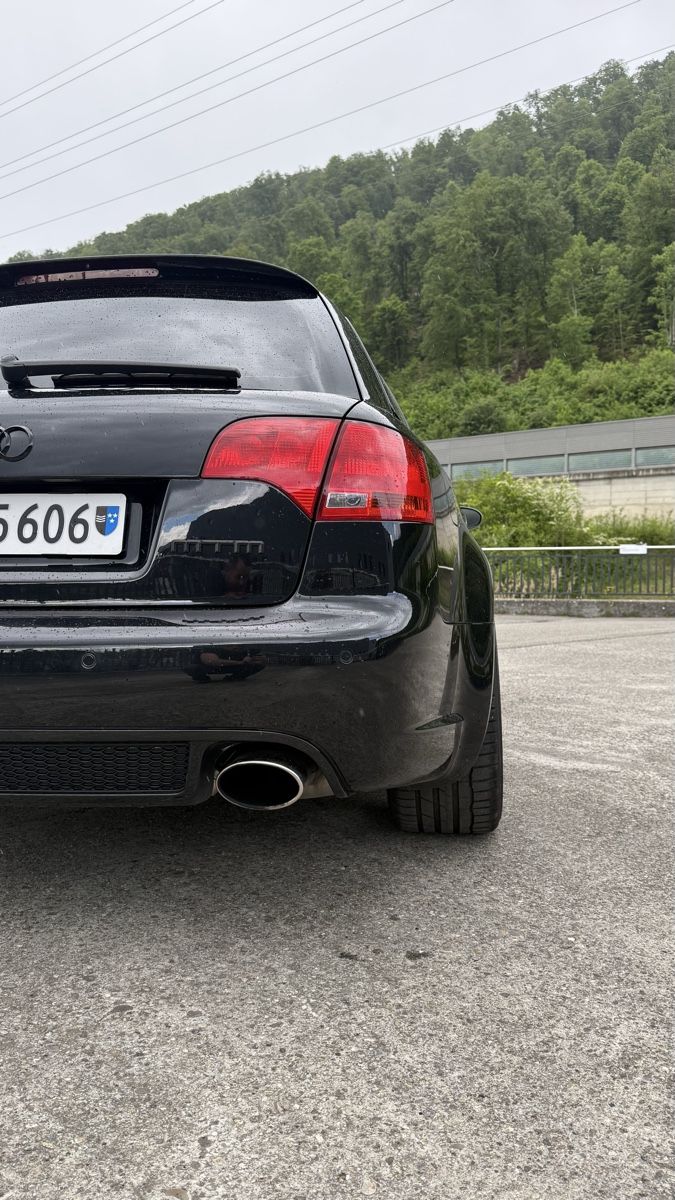 Audi Automobili: Audi RS4 B7 Frisch ab MFK – Usato da oftringen venduto da babanico 3