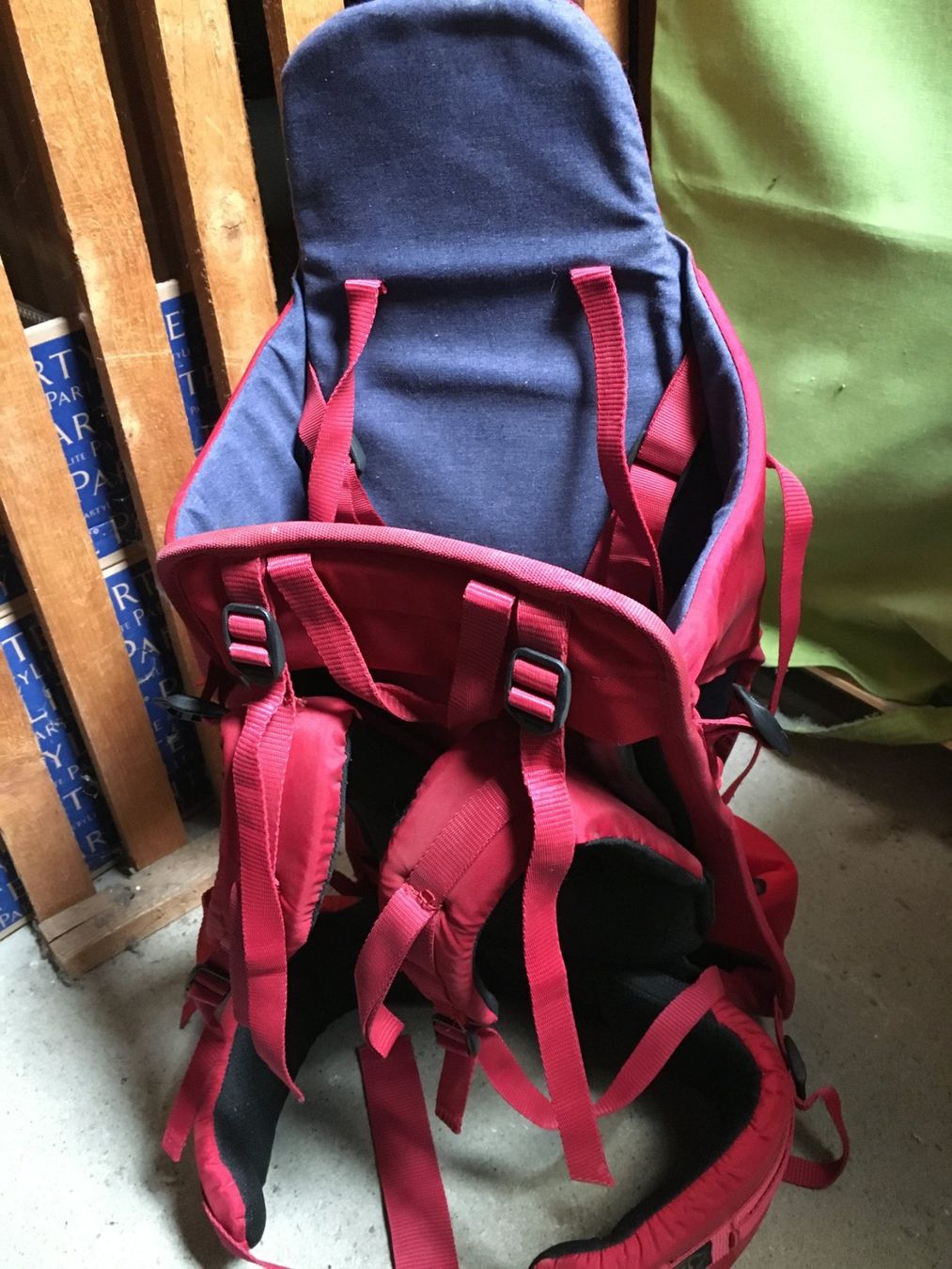 Marsupi portabebè: Sac à dos porte-bébé – Usato da Neuchâtel venduto da Tradeboi 1