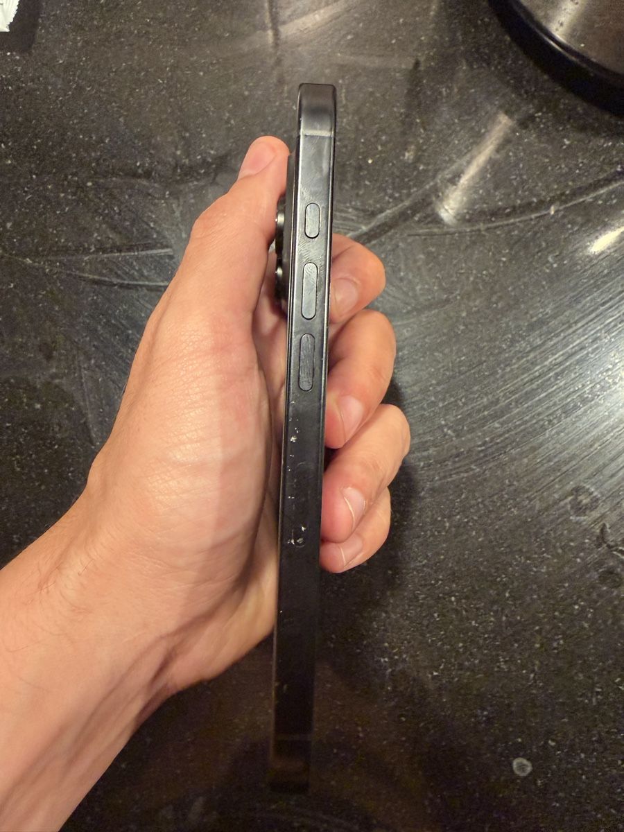 Apple Handys / Smartphones: Iphone 16 pro (128) – Gebraucht aus Biberist von moh_qr7j 3