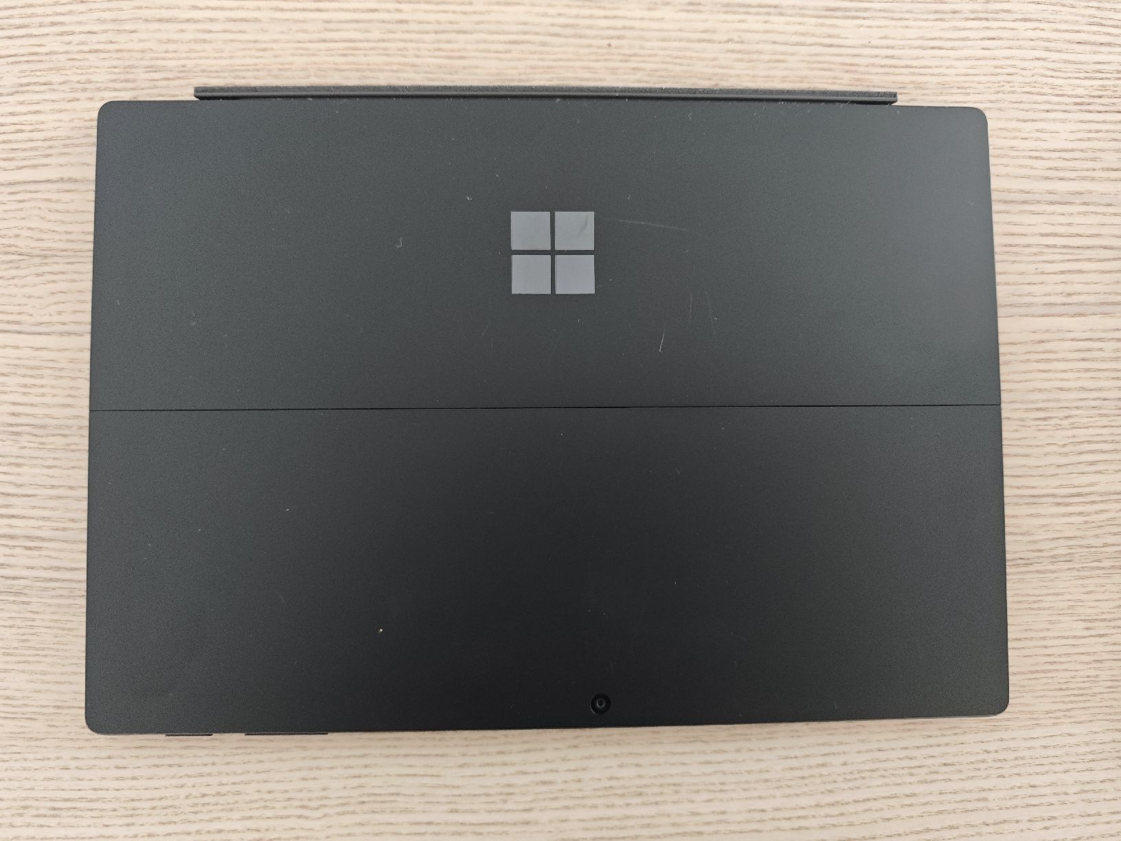Microsoft Portables: Microsoft surface pro 7 i7 processor 256GB – D'occasion à Dübendorf par RedGreenBlue 1