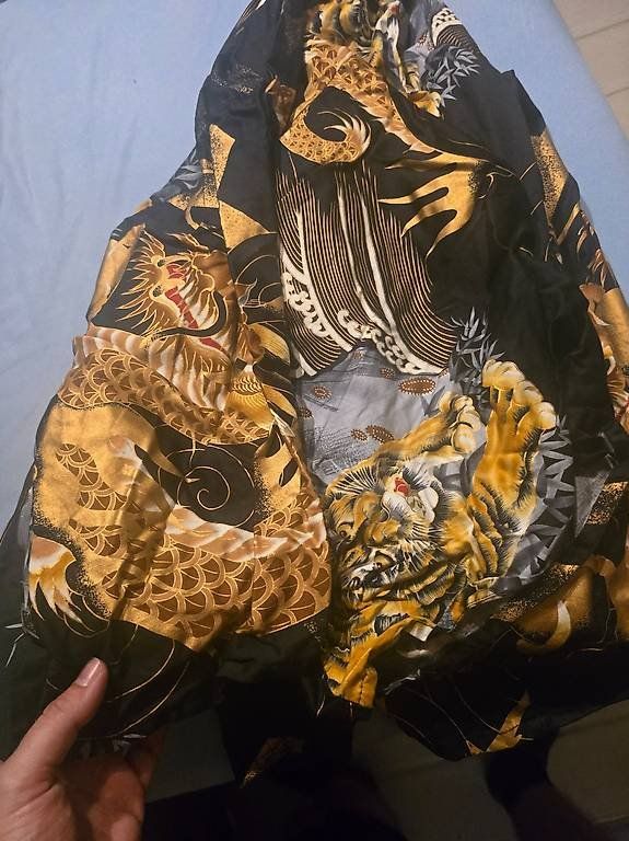 Arte internazionale: Kimono – Nuovo (secondo la descrizione) da Granges-Marnand venduto da Deadyugi