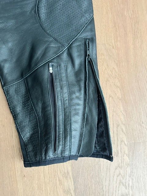 Alpinestars Pantaloni: Alpinestar Leder Motorradhose  Grösse 60 – Usato da Buchs ZH venduto da al03a 4