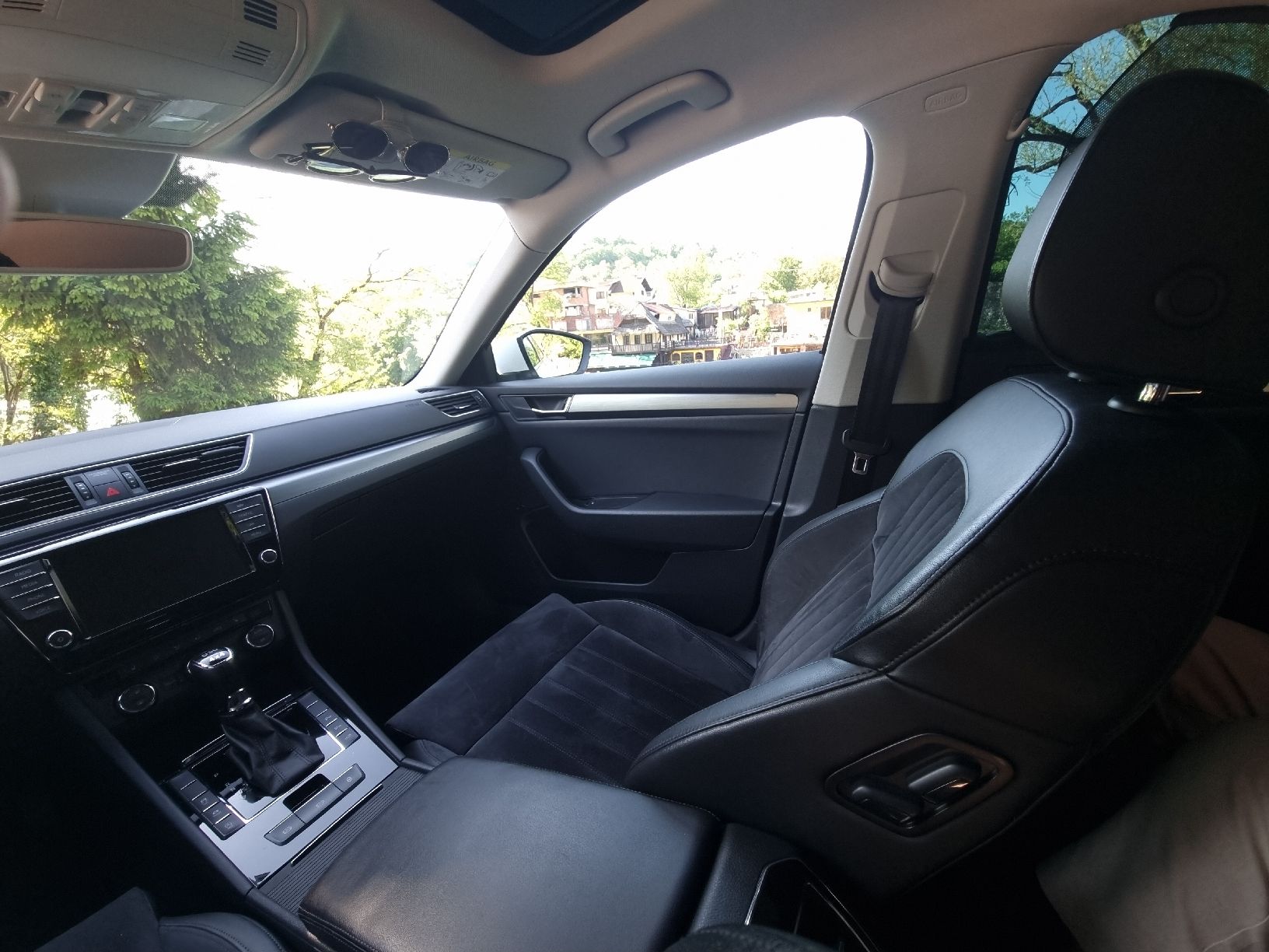 Skoda Autos: ŠKODA Superb 4x4 – Gebraucht aus Zuchwil von Bricoo5 4