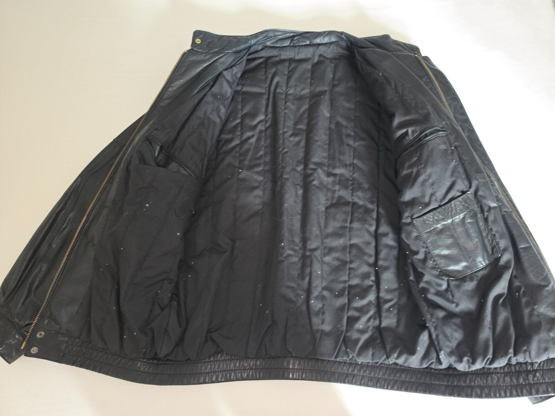 Giacche: Herrenlederjacke Gr 48 – Usato da Hellikon venduto da Dilara8 1