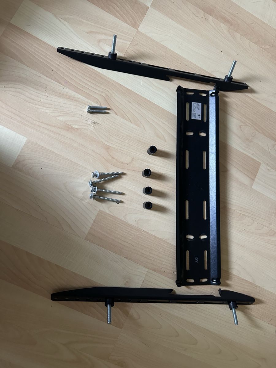 Supporti a parete: Universal TV Wall Mount Bracket – Black – Usato da Baden venduto da atr_59qy 1