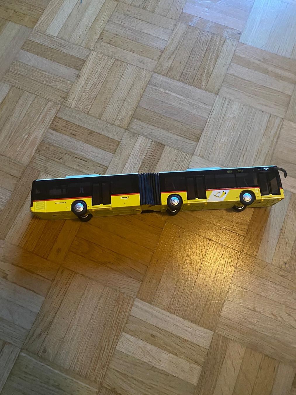 Véhicules pour enfants: Kinderbus – Neuf (Voir description) à Stäfa par Maria_An