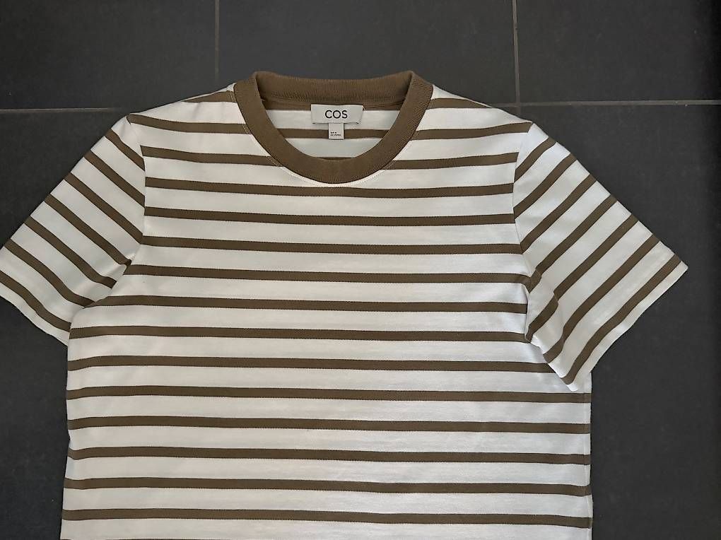 Cos T-shirt: COS T-Shirt Gr. M – Usato da Luzern venduto da Feliz 2