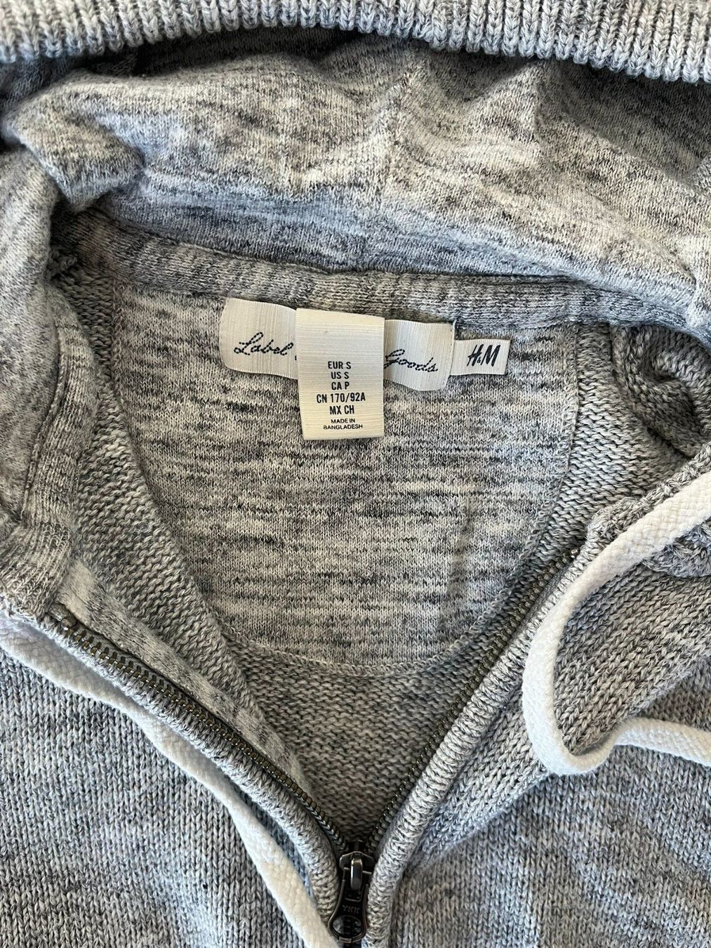 H&M Jacken: Strickjacke Grau – Gebraucht aus Otelfingen von Denis_ZH 2