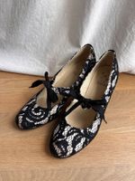 KMB Pumps schwarz beige mit Spitze einmal getragen