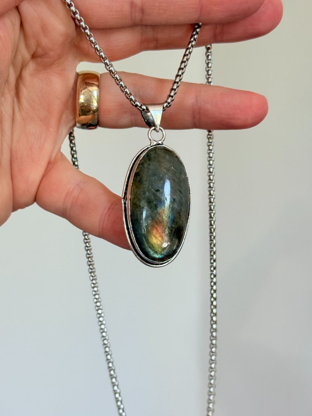 Pietre preziose: Pendentif Labradorite - Élégance Minérale – Nuovo e nell'imballaggio originale da Genève venduto da AWWA 1