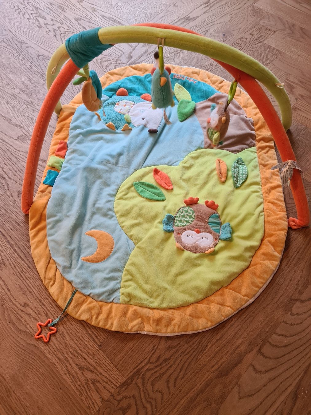 Spielmatte: Baby-Spielbogen / Krabbelmatte – Gebraucht aus Mönchaltorf von t_sch