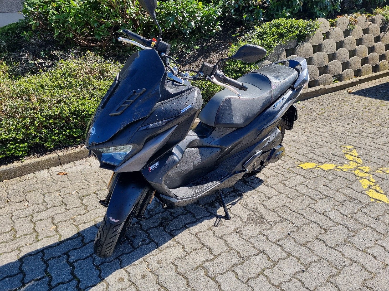 Sym Scooter: Sym Jet X 125 – Usato da Uttigen venduto da camaro300