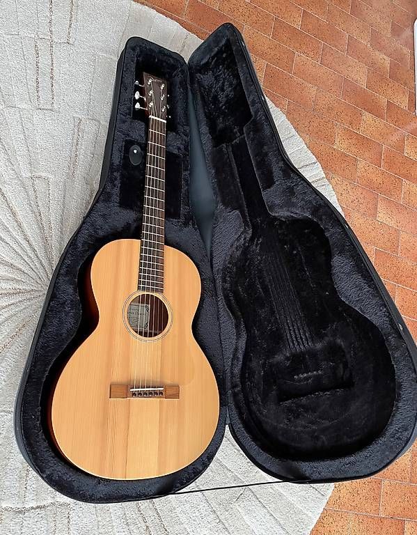 Instruments de musique: Neue Gitarre, Dupont – Neuf (Voir description) à Yverdon-les-Bains par genius03